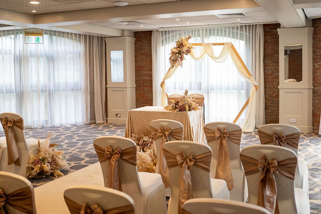 Gallery Item 2 for Lea Marston Hotel